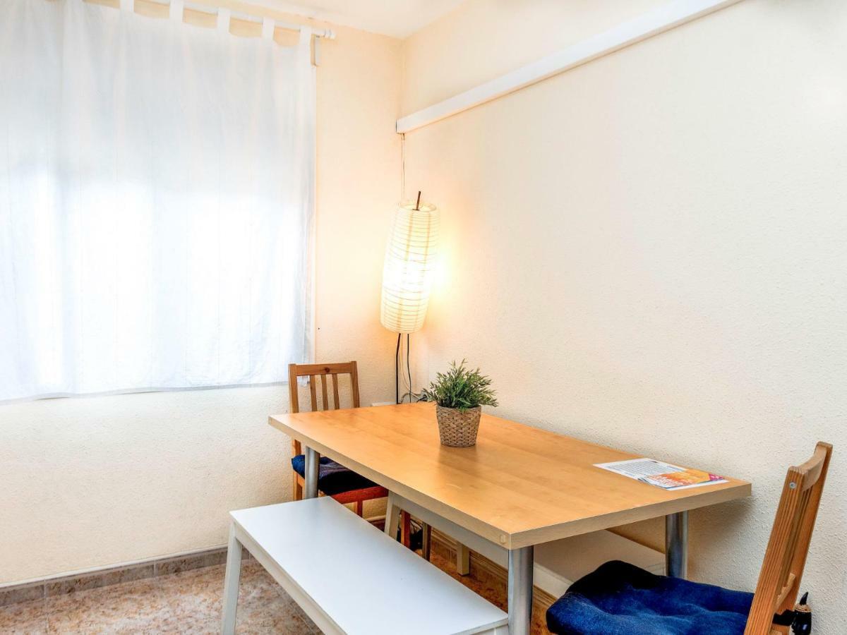 Apartment Camp Nou- Travessera De Les Corts By Interhome Barcelona Exteriör bild